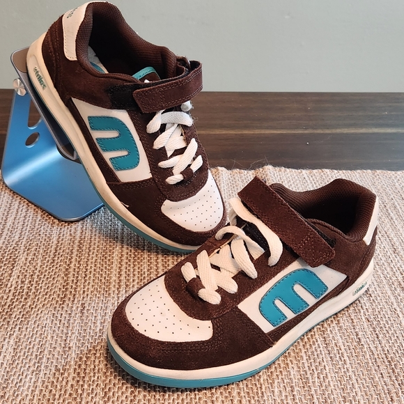 Etnies assist - Picture 1 of 7